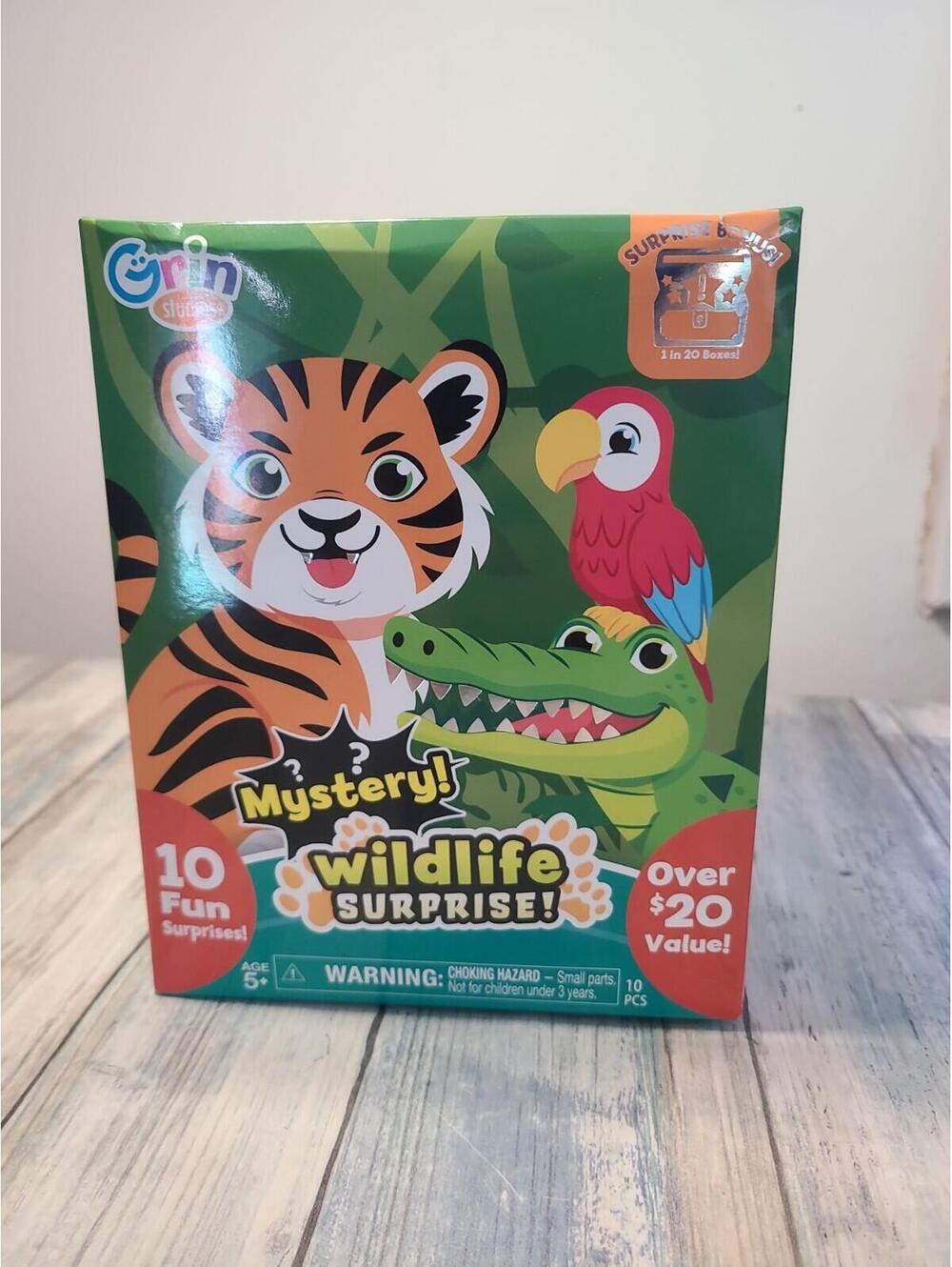 Grin Studios Mystery Wildlife Surprise Box 10 Fun Surprises Sealed Toy